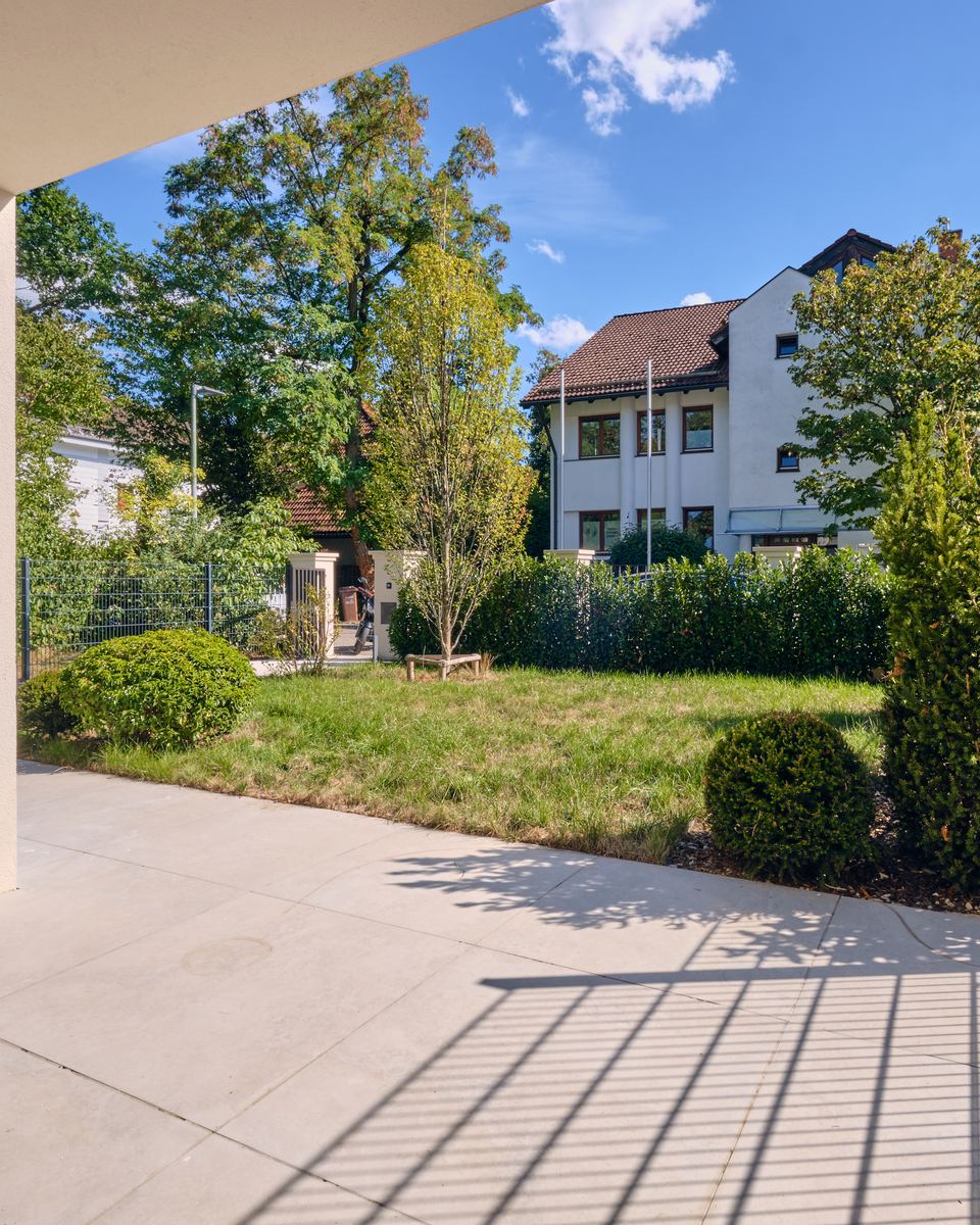 Überdachte Südterrasse